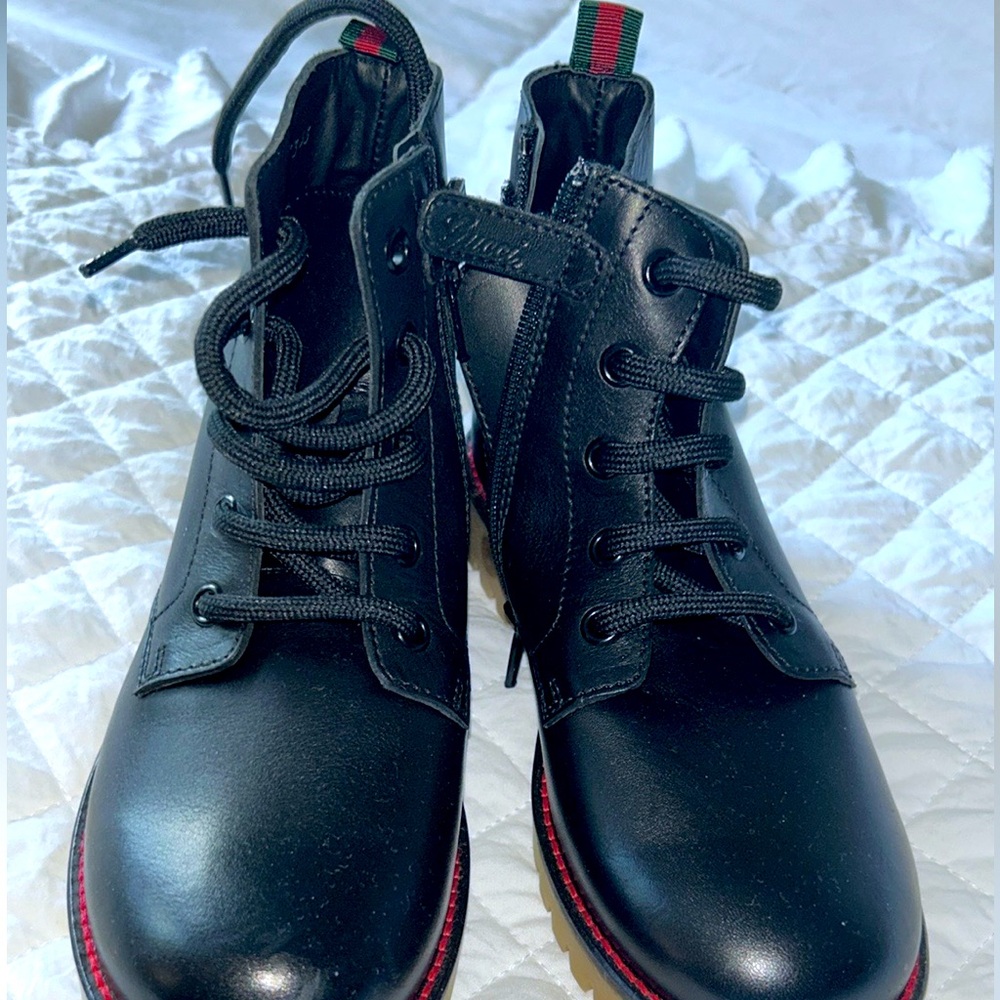 Gucci Kids Black Lace-Up Boots with Red Trim